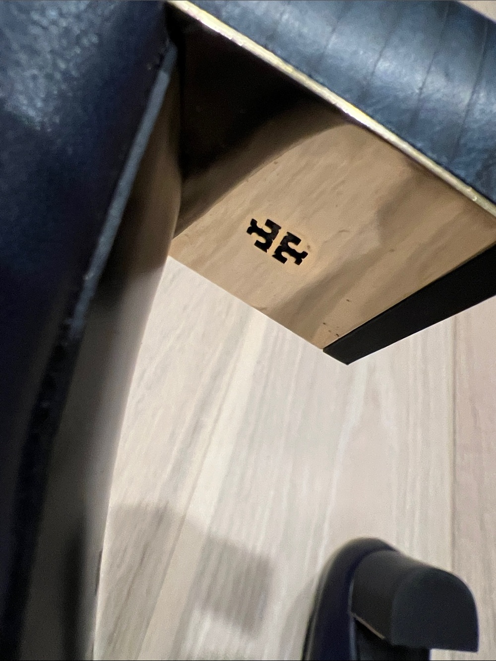 Tory Burch Navy Leather Ballet Flats with Gold Emblem - Picture 5 of 5